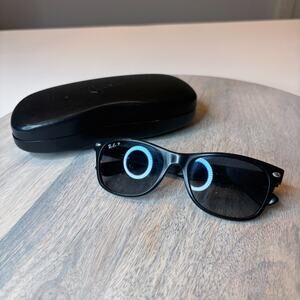 Ray-Ban RB2132 New Wayfarer Polarized Sunglasses Black 601/S-78 55 / 18 3P